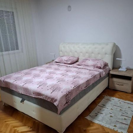 Apartment Vuk Podgorica Buitenkant foto