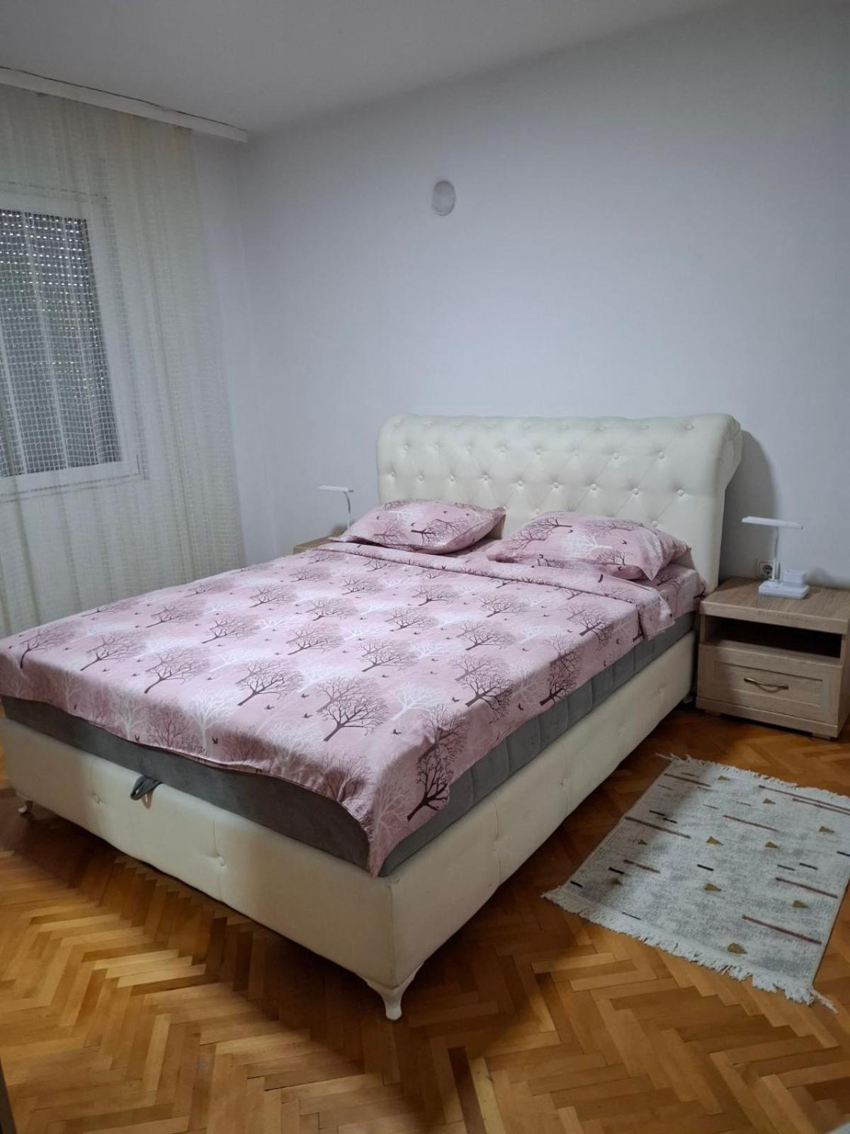 Apartment Vuk Podgorica Buitenkant foto